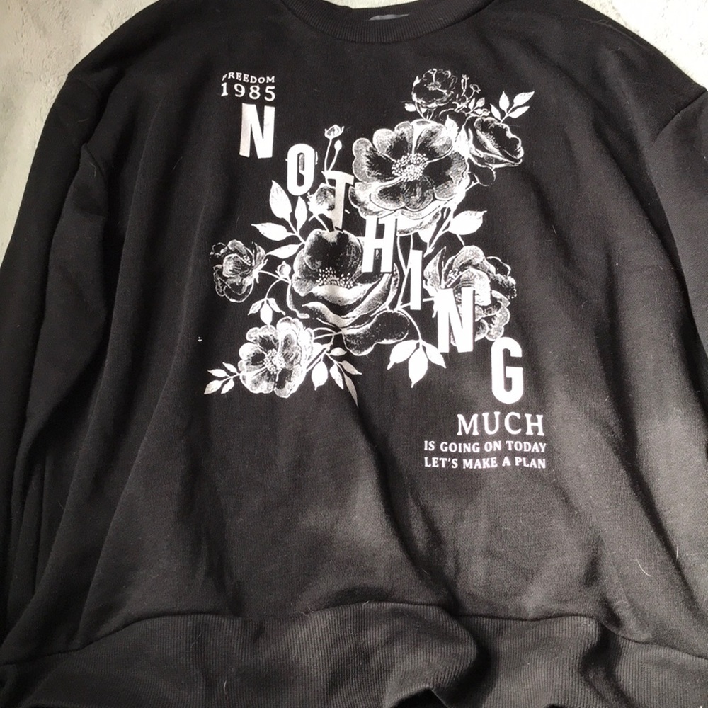Sweatshirt